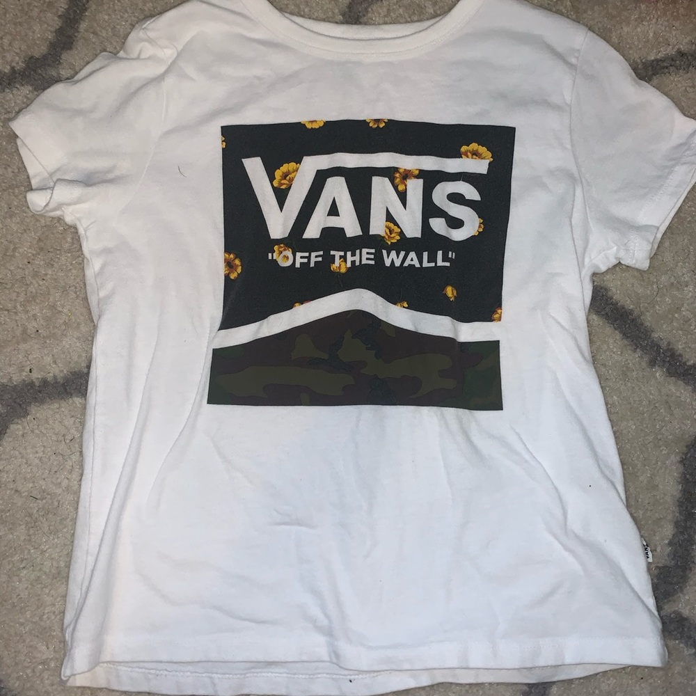 Vans tee shirt❌SOLD